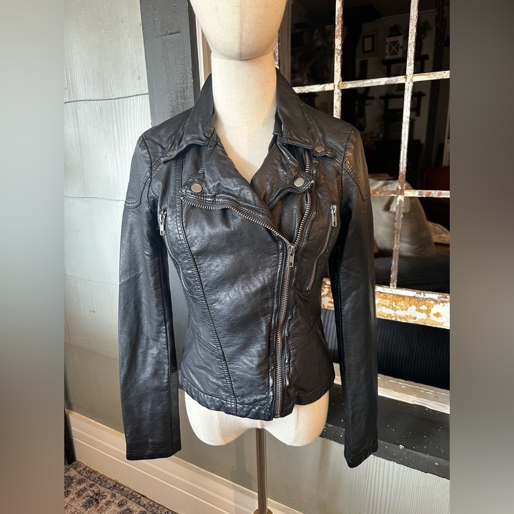 Free People Black Moto Vegan Leather Motorcycle Jacket Womens Size 2 - Picture 2 of 10
